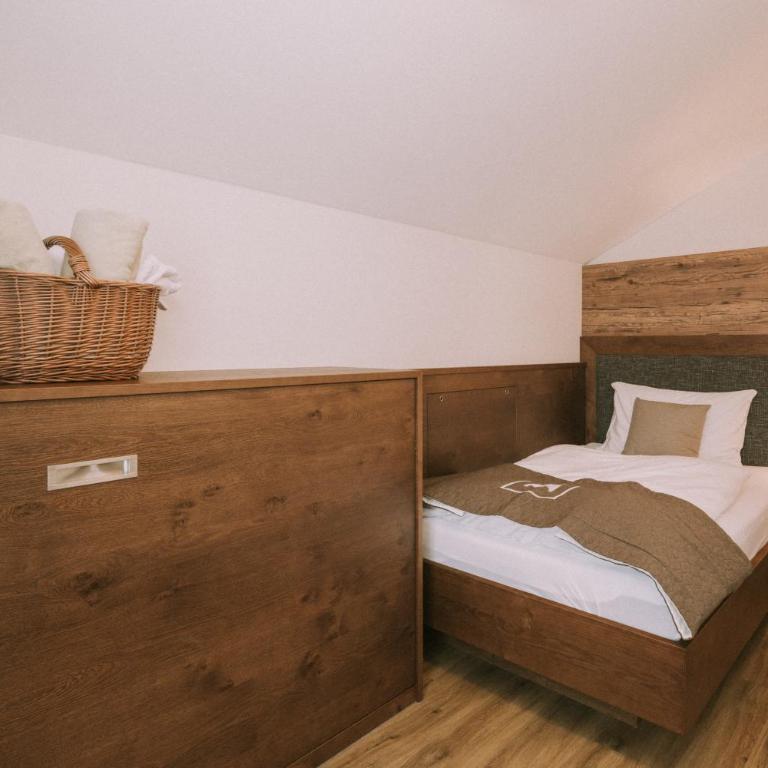 Hotel Montana - Suite con 2 Camere da Letto - 5