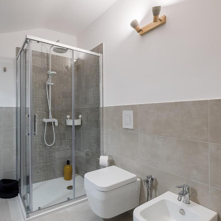Realkasa Train Plaza Apartment - Appartamento con 1 Camera da Letto - 16