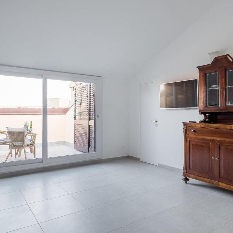 Realkasa Train Plaza Apartment - Appartamento con 1 Camera da Letto - 7