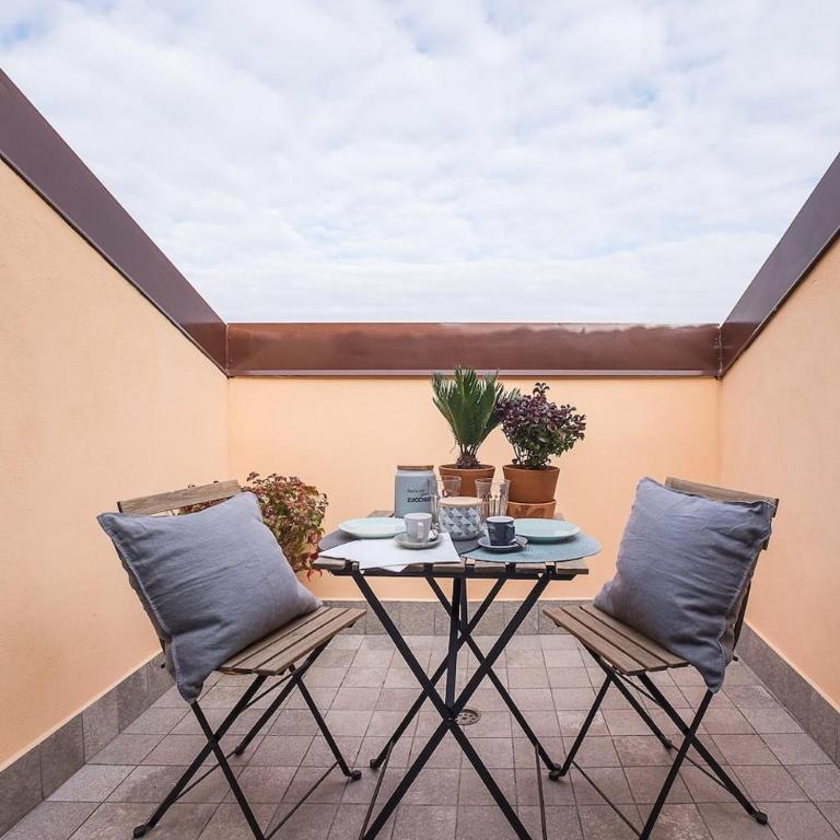 Realkasa Train Plaza Apartment - Appartamento con 1 Camera da Letto - 11