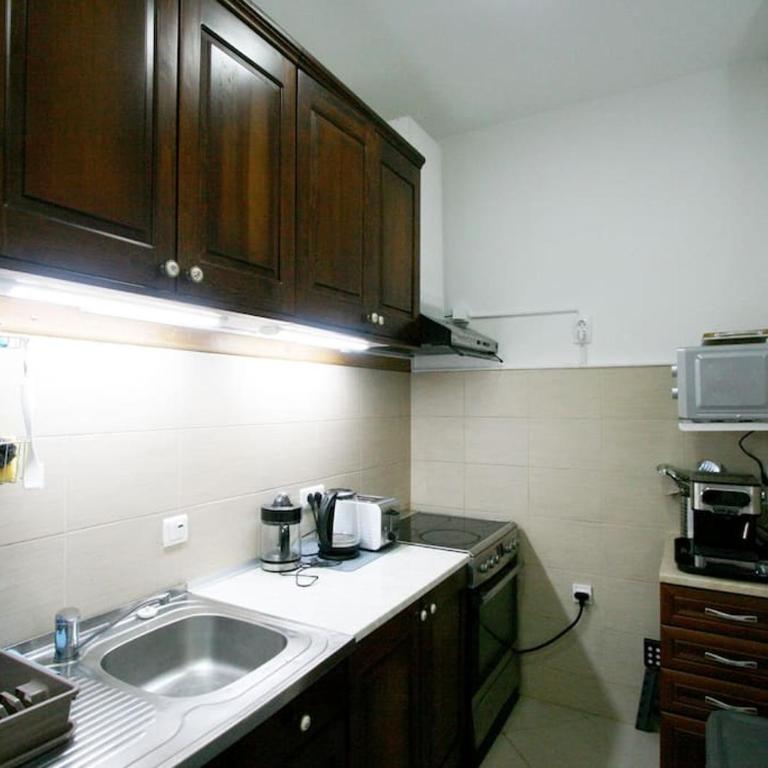 Monet Apartment Belgrade: ideal place for Digital Nomads, Medical Tourists, Wellness - Apartman sa 1 Spavaćom Sobom - 4