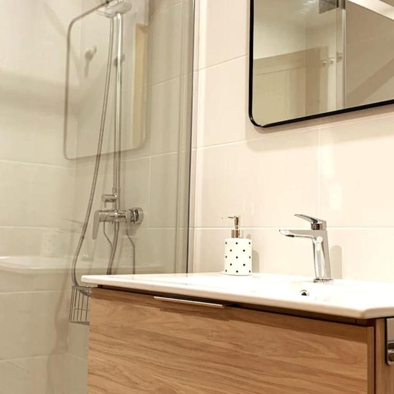 Estudio Plaza Maribel con parking incluido - Apartamento de 1 dormitorio - 9