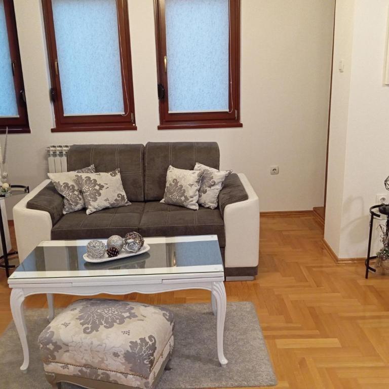All White - Apartman sa 1 Spavaćom Sobom - 2