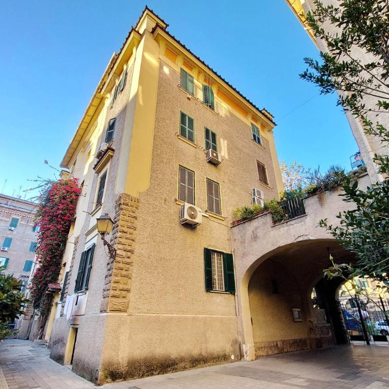 YCH-Brand new Vatican flat with terrace - One-Bedroom Apartment - 8