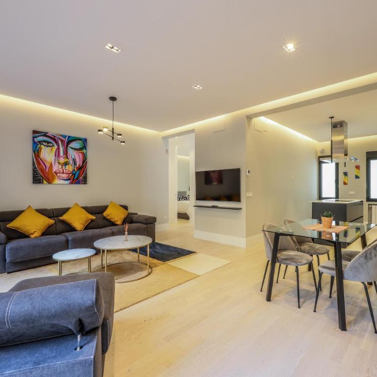 En el corazón de Madrid, casa Moderna - Three-Bedroom Apartment - 17