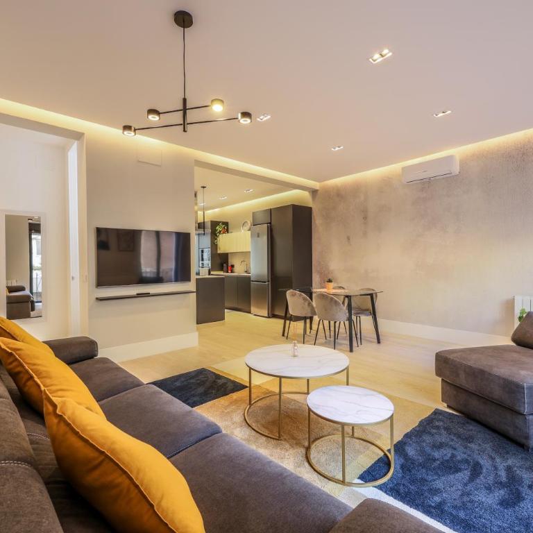En el corazón de Madrid, casa Moderna - Three-Bedroom Apartment - 3