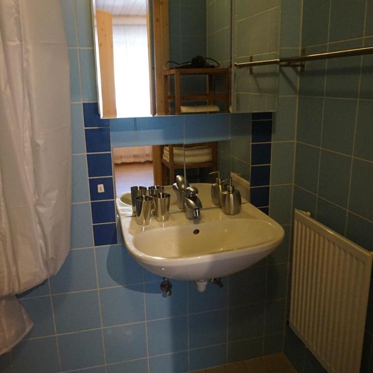 Seminar- und Erlebnishof Das schwarze Schaf - Chambre Triple avec Salle de Bains Privative - 6