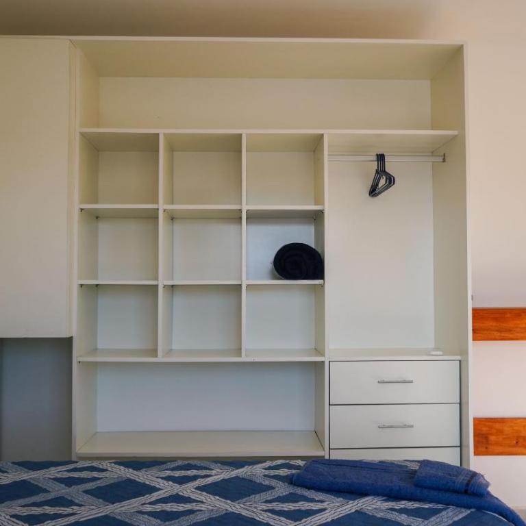 Complejo Giraluna - Suite con cama grande y balcón - 6