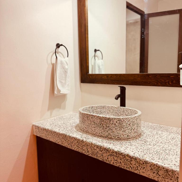 Lidia Anturios Suites - Habitación Doble con balcón - 6