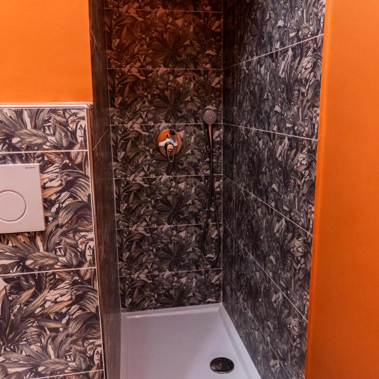 Dedè Home - Appartamento con 2 Camere da Letto - 16
