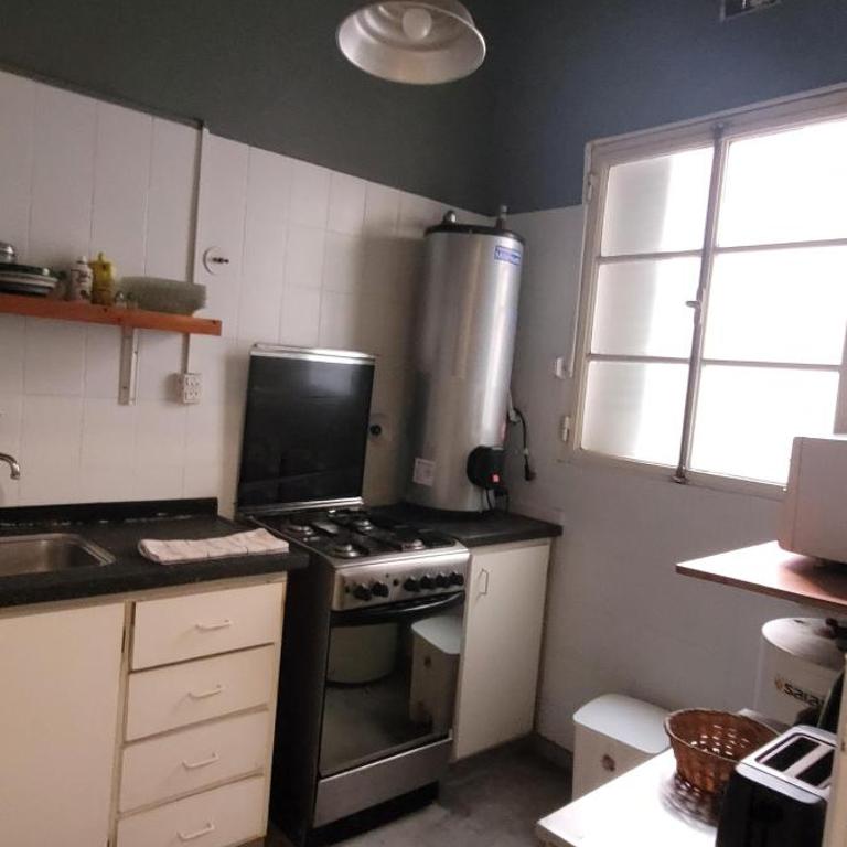 Excelente ubicación, frente a Plaza Independencia - Apartamento de 2 dormitorios - 4