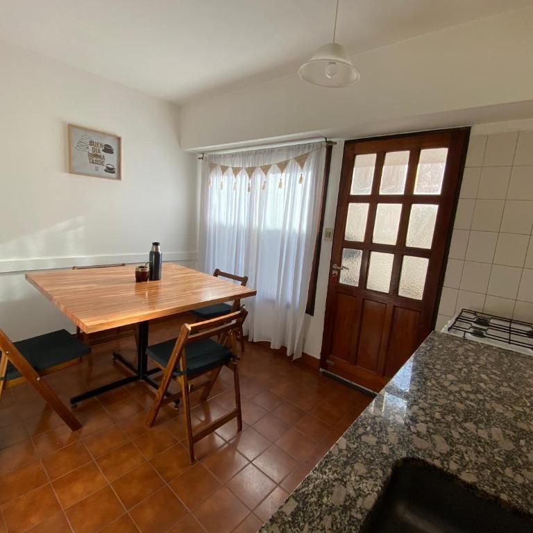 Departamento Amplio Y Luminoso - Apartamento de 2 dormitorios - 23