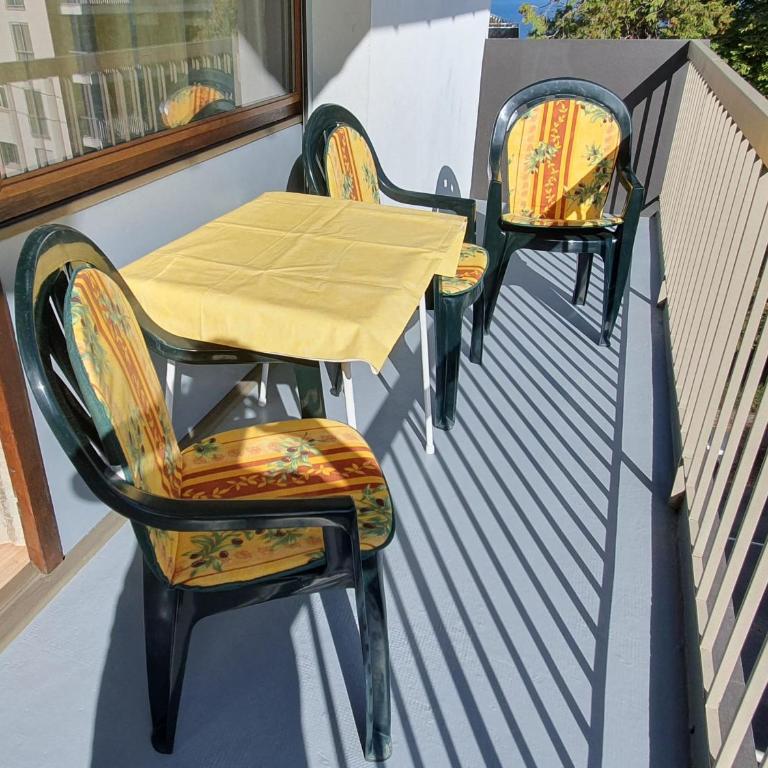 Charmant appartement proche du lac avec Wi-Fi et parking à Évian-les-Bains - Apartment mit 2 Schlafzimmern - 9