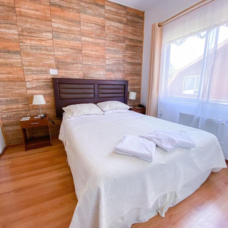 Hostal Alcala - Habitación Deluxe - 1 cama grande - 2
