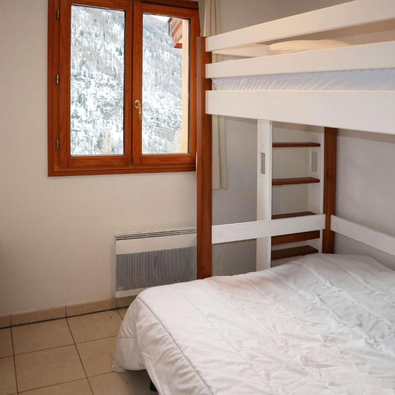Appartement skis aux pieds avec piscine, 4/5 personnes, Les Orres 1800 - FR-1-322-539 - Apartment - 4