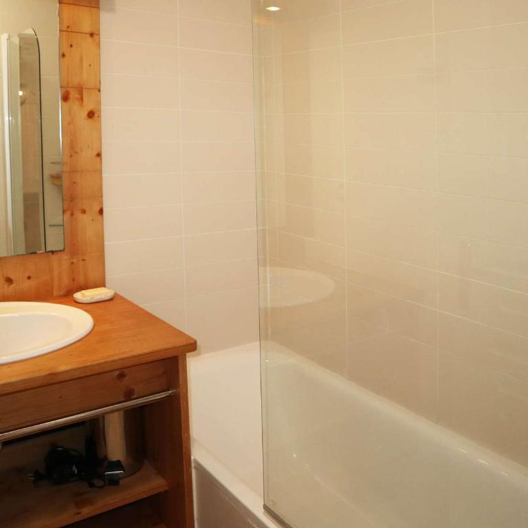 Appartement skis aux pieds avec piscine, 4/5 personnes, Les Orres 1800 - FR-1-322-539 - Apartment - 6