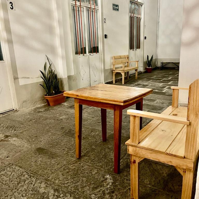 Céntrico Aparta Hotel, #3 Privado, ideal familias o trabajo - Habitación Familiar con baño privado - 23