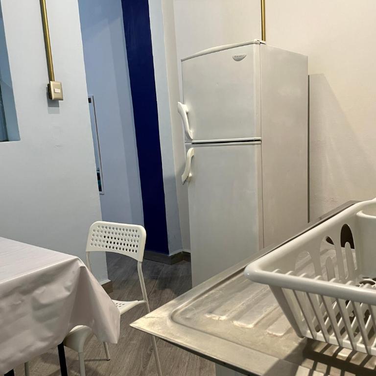 Céntrico Aparta Hotel, #3 Privado, ideal familias o trabajo - Habitación Familiar con baño privado - 27