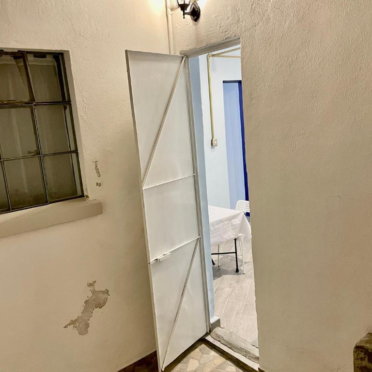 Céntrico Aparta Hotel, #3 Privado, ideal familias o trabajo - Habitación Familiar con baño privado - 38