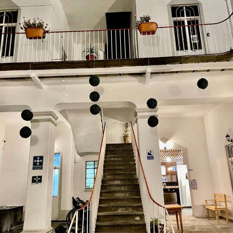 Céntrico Aparta Hotel, #3 Privado, ideal familias o trabajo - Habitación Familiar con baño privado - 84