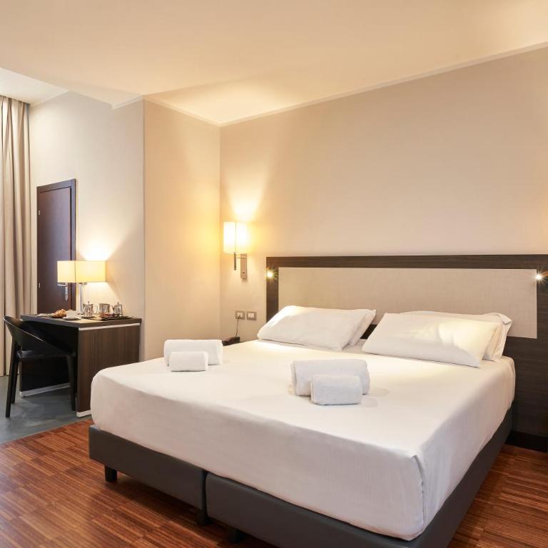 Hotel Leonardo da Vinci - Deluxe Double or Twin Room - 1