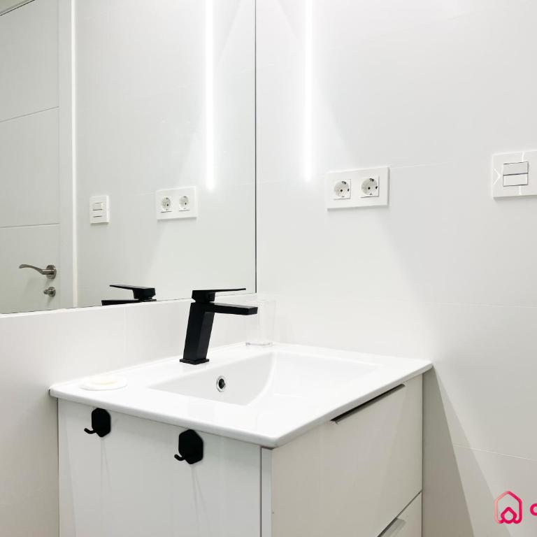 La Promenade - Two-Bedroom Apartment - 31
