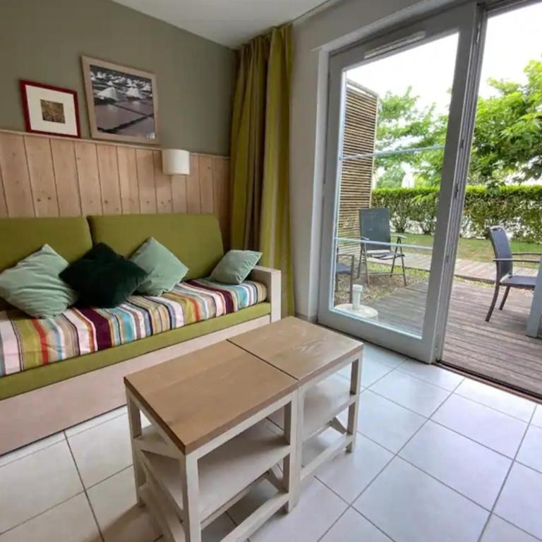 Maison 6 personnes avec 2 chambres, piscines et sauna - Casa con 1 Camera da Letto - 3