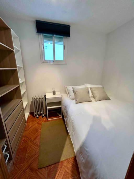 MyHouseSpain - Fantastico piso en Calle Fuencarral - Two-Bedroom Apartment - 13