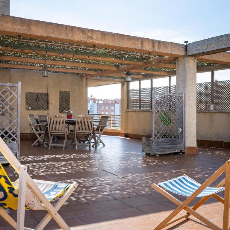 AT018 Atico con piscina, airco, a 5min de la playa - Apartamento - 2