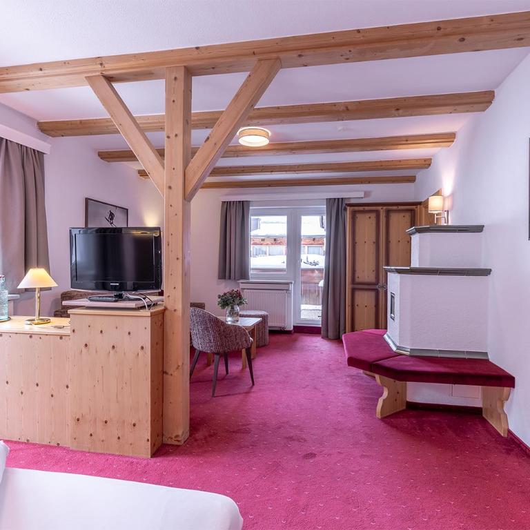 Hotel Sonnenheim - Deluxe Doppelzimmer mit Balkon - 17