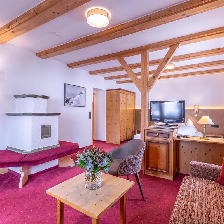Hotel Sonnenheim - Deluxe Doppelzimmer mit Balkon - 16