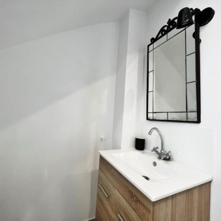 Casa Independiente céntrica con encanto - Casa de 2 dormitorios - 17