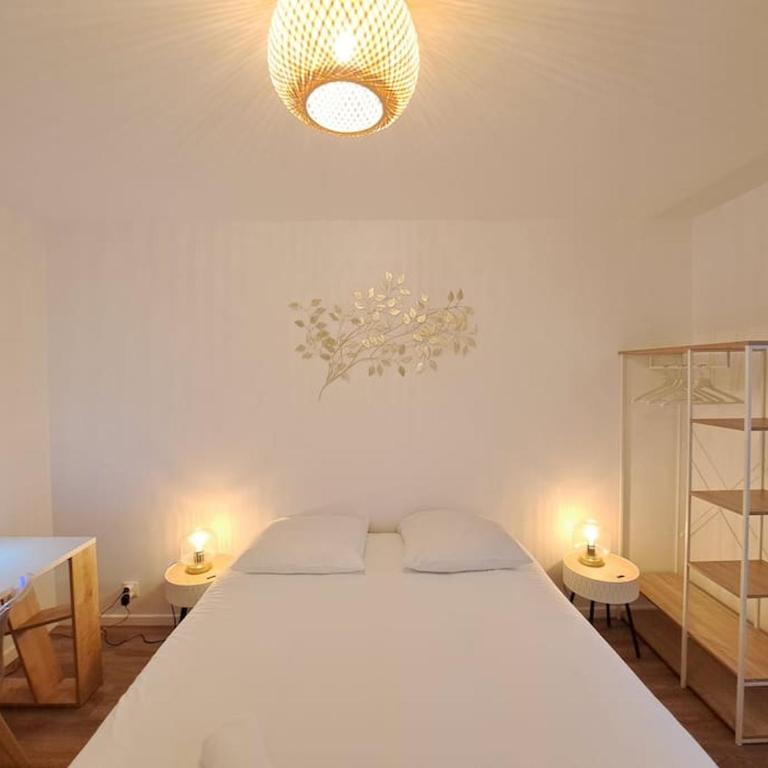 Appartement "Le Biarritz" - vue Cathédrale et Parking gratuit - Appartement 3 Chambres - 11
