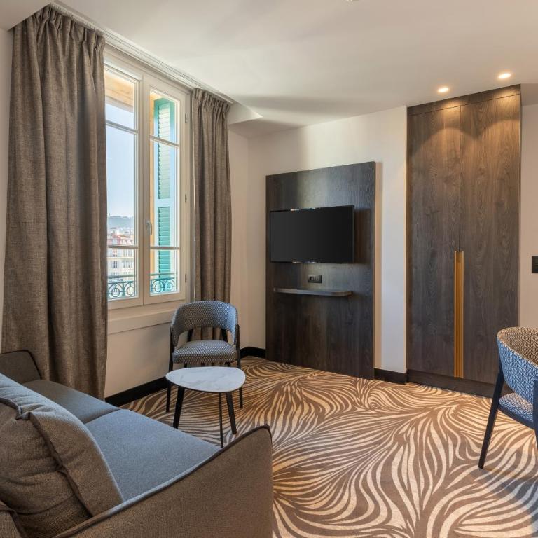 Hôtel Apollinaire Nice - Suite Lit King-Size avec Canapé-Lit - 8