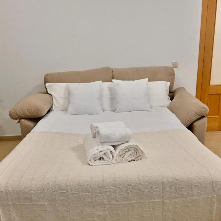 For You Rentals Acogedor Apartamento TEMPORAL de 1 Dormitorio y Salón, a Pasos de Gran Vía DIN133D - One-Bedroom Apartment - 6