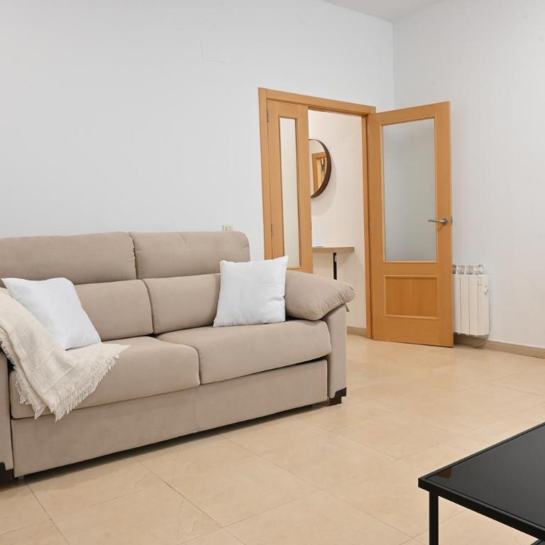 For You Rentals Acogedor Apartamento TEMPORAL de 1 Dormitorio y Salón, a Pasos de Gran Vía DIN133D - One-Bedroom Apartment - 18