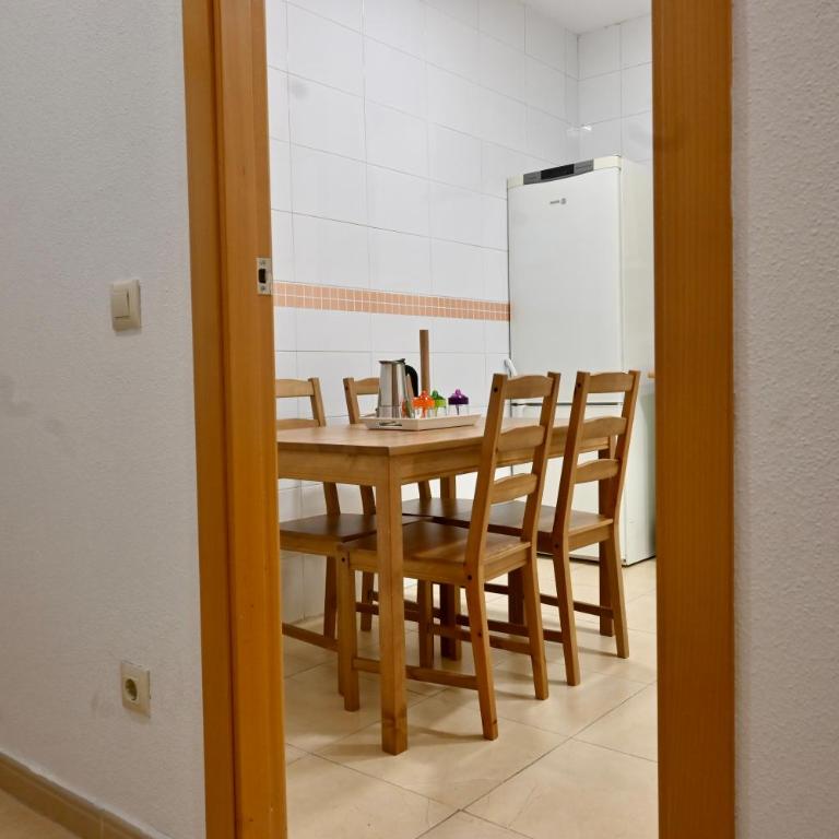For You Rentals Acogedor Apartamento TEMPORAL de 1 Dormitorio y Salón, a Pasos de Gran Vía DIN133D - One-Bedroom Apartment - 34