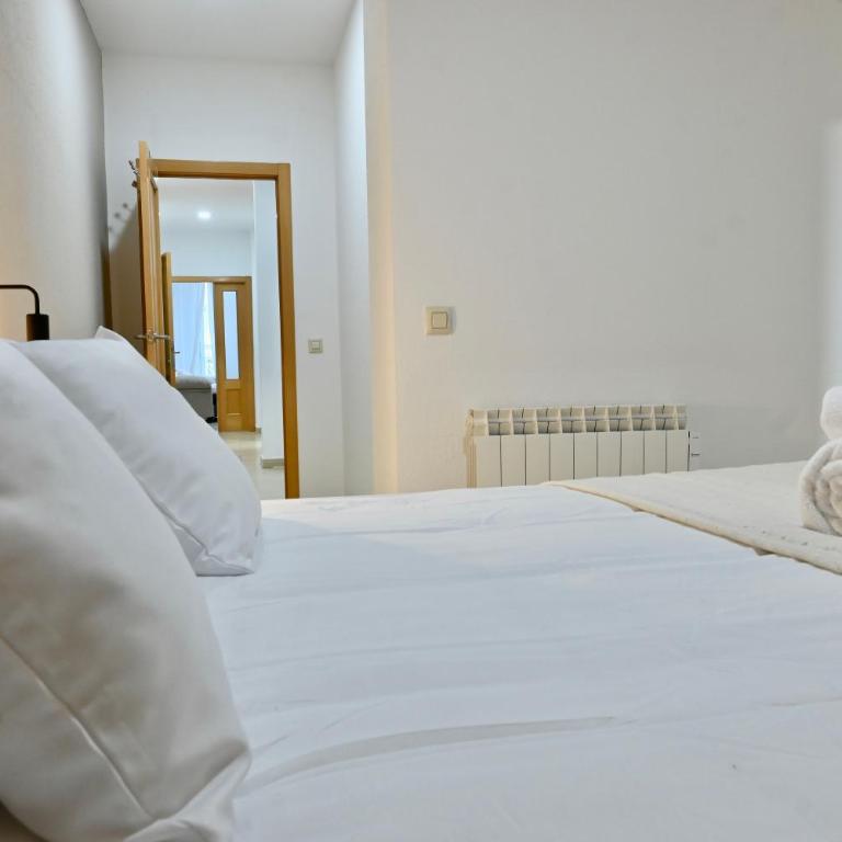 For You Rentals Acogedor Apartamento TEMPORAL de 1 Dormitorio y Salón, a Pasos de Gran Vía DIN133D - One-Bedroom Apartment - 35