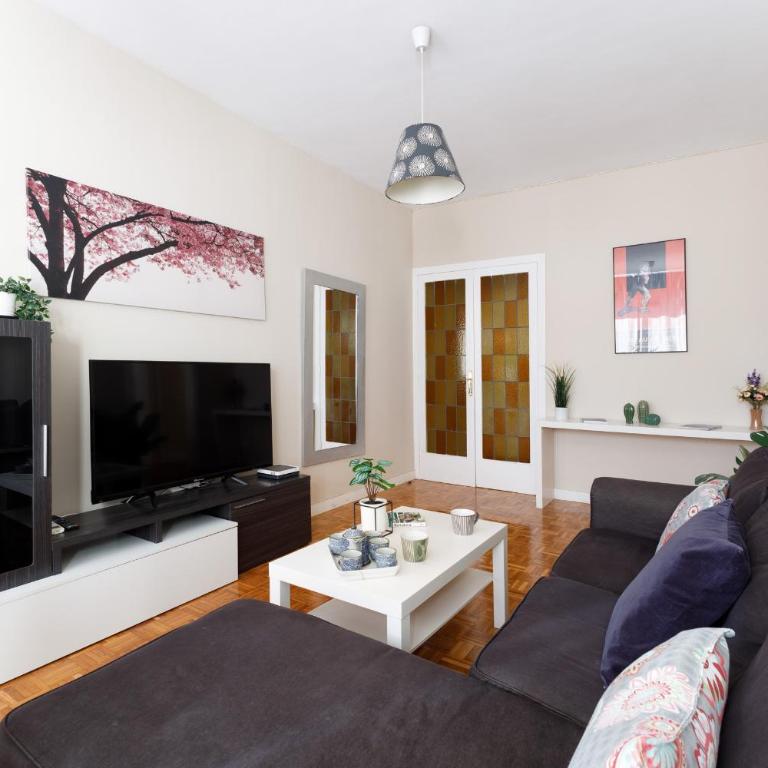 Mercat Sant Antoni 4 - Three-Bedroom Apartment - 3