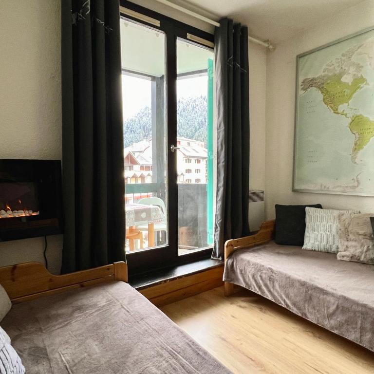 Le Balme Studio WiFi/Parking/Balcony - Studio-Apartment - 6