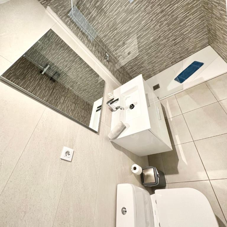 Fresh Lemonade con piscina, AC, doble terraza, cocina completa y parking - Apartamento de 1 dormitorio - 14