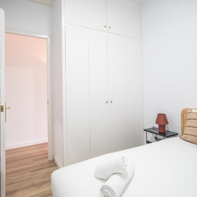 43APAR1010- Super Centric Apartment in Barcelona - - One-Bedroom Apartment - 14