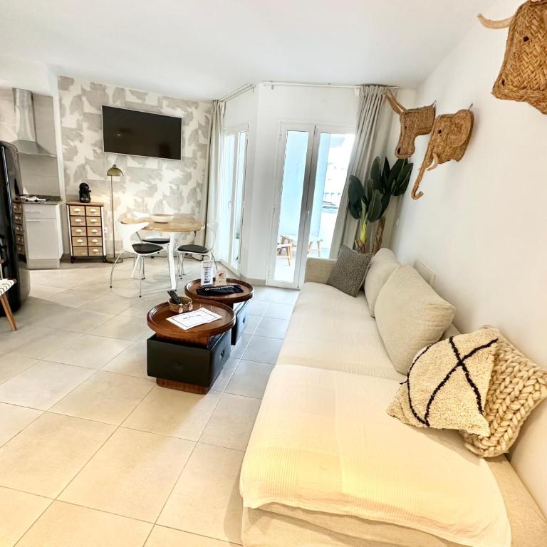 Caramel Cookie - AC, Desk with natural light, 2 balconies, WIFI and pool - Apartamento de 1 dormitorio - 8