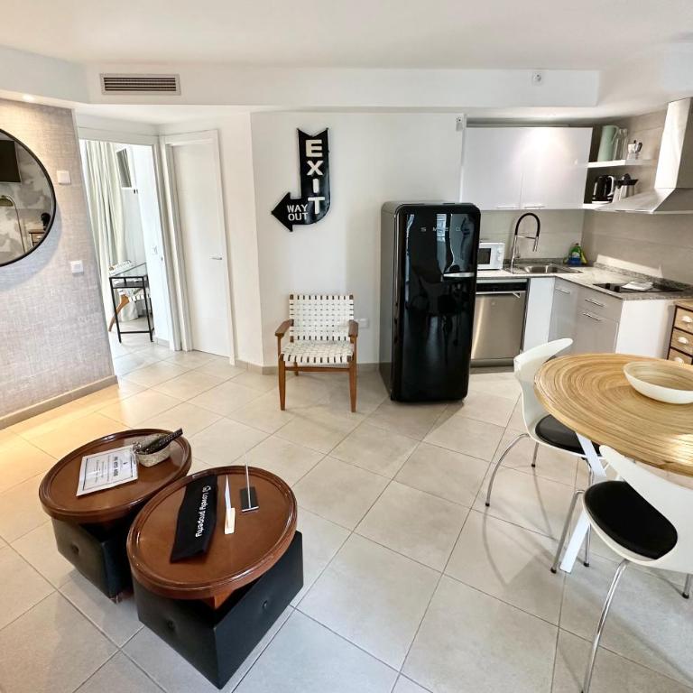 Caramel Cookie - AC, Desk with natural light, 2 balconies, WIFI and pool - Apartamento de 1 dormitorio - 7