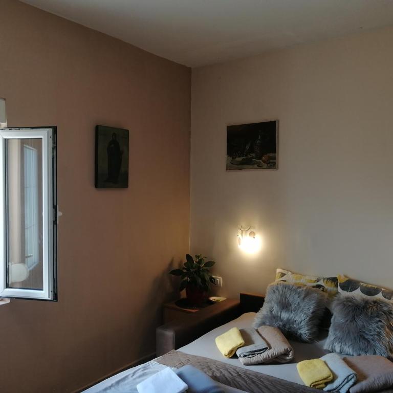 Apartments Željka-Dobrota - Studio with Garden View - 8