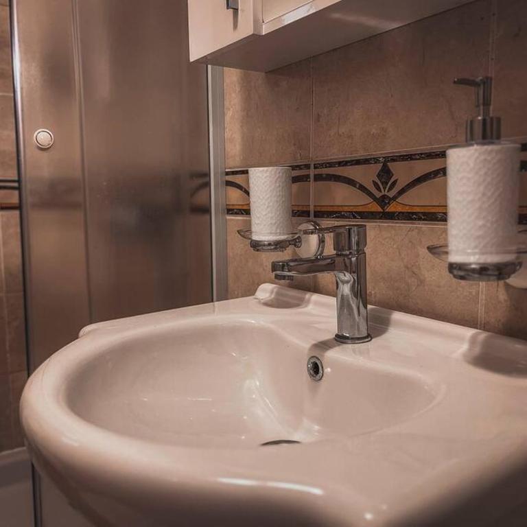 Apartment Podgorica Center - Apartman sa 1 Spavaćom Sobom - 3