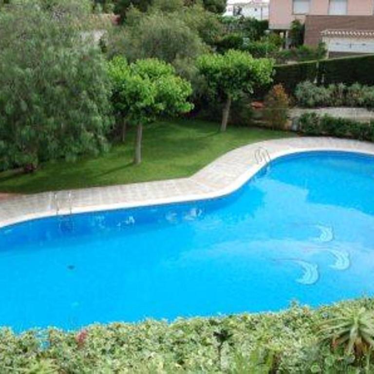 Apartamento luminoso con jardín, piscina comunitaria y cerca de la playa en Llançà. - ES-228-41 - Apartamento - 4