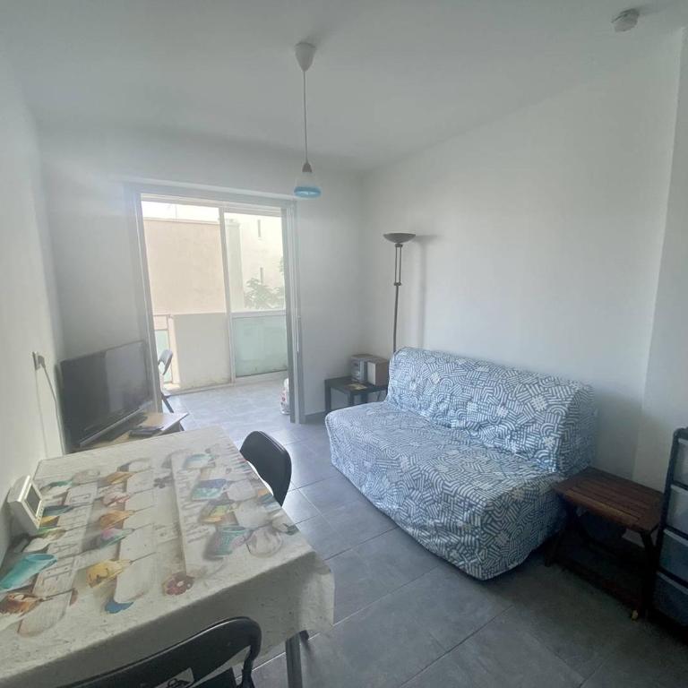 BEL APPARTEMENT P2 - CENTRE VILLE - BORD DE MER - Apartamento con terraza - 7