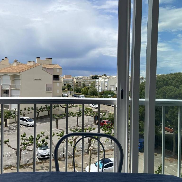 BEAU STUDIO 4 PERSONNES AVEC LOGGIA ET PARKING PRIVATIF - Studio Apartment - 12