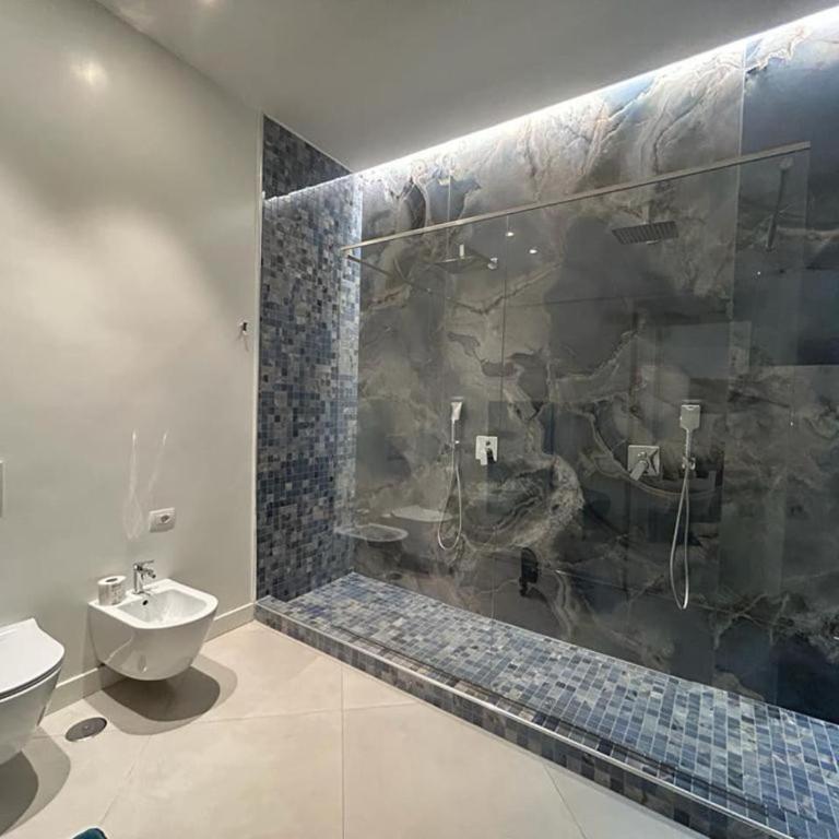 A 2 passi da Piazza di Spagna - Appartamento con 1 Camera da Letto - 18